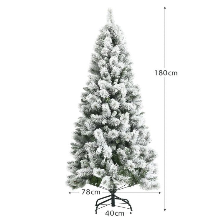 Ośnieżona choinka z metalową podstawką 180 cm
