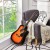Drewniana gitara akustyczna w stylu klasycznym