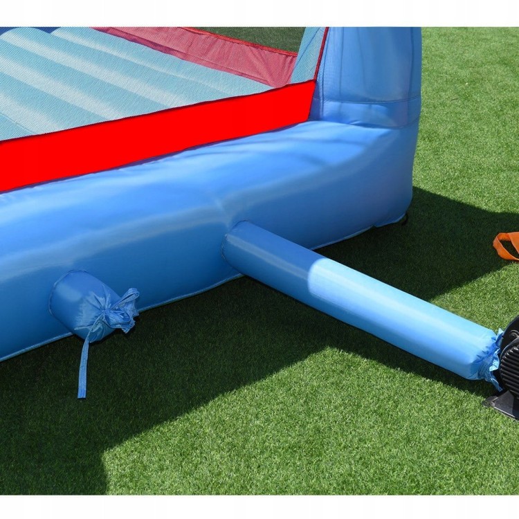 Dmuchany zamek trampolina ze zjeżdżalnią