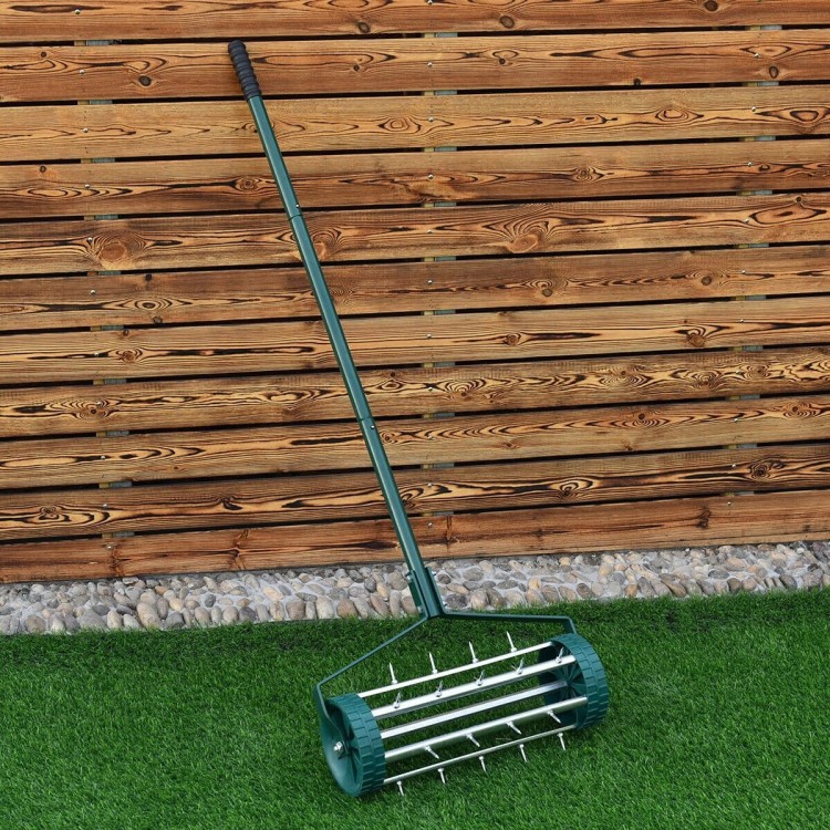 Aerator wertykulator z kolcami do trawy