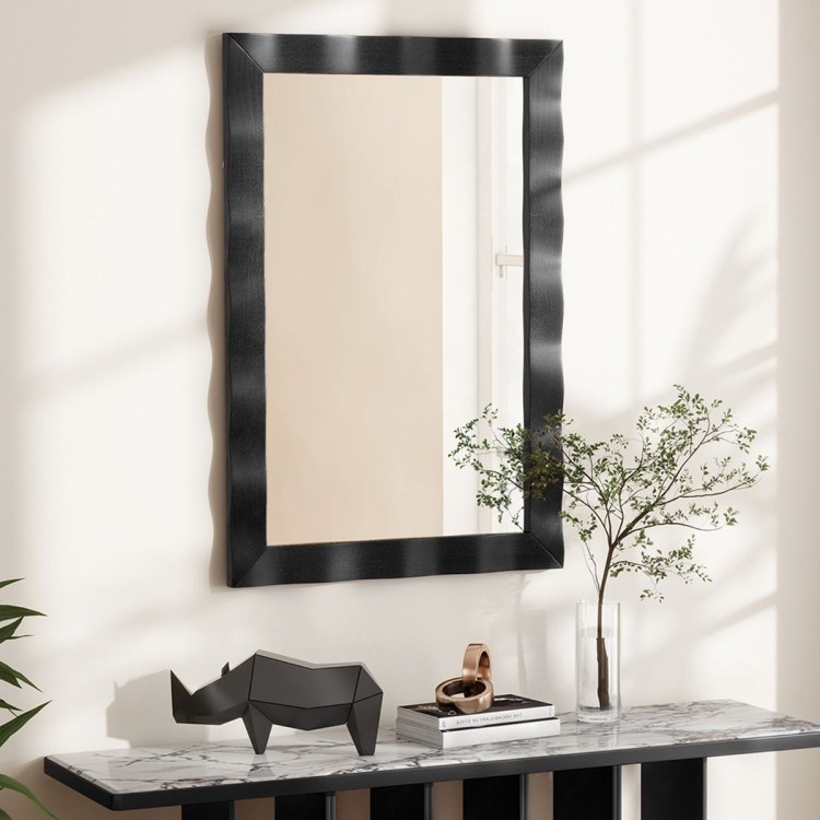 Lustro w drewnianej ramie 71,5 x 106 cm