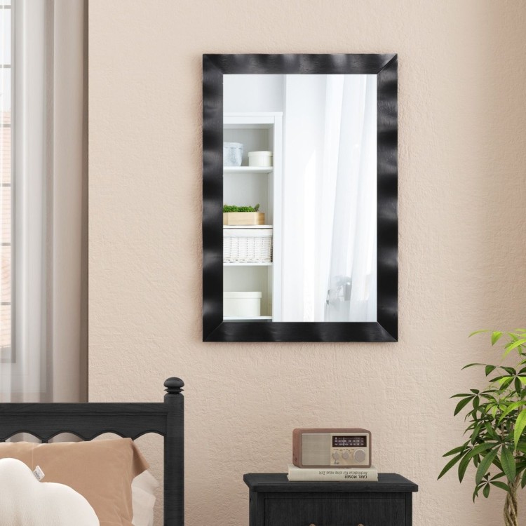 Lustro w drewnianej ramie 71,5 x 106 cm