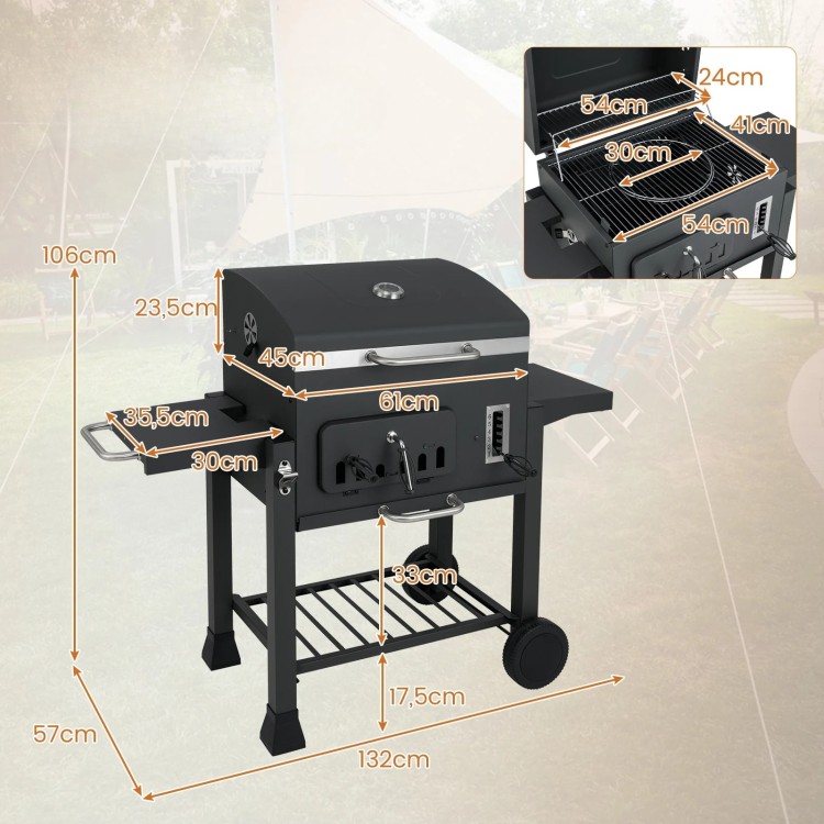 Grill na węgiel drzewny z półkami