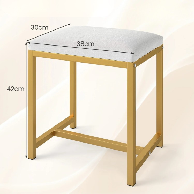 Taboret z miękkim tapicerowanym siedziskiem