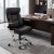 Ergonomiczny fotel biurowy z podłokietnikami czarny