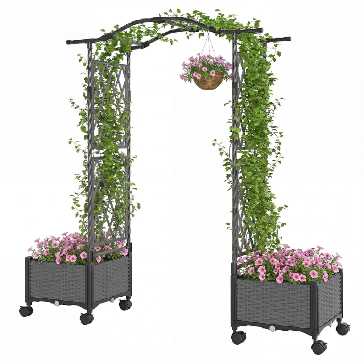 Łuk ogrodowy z kratką do roślin pnących pergola