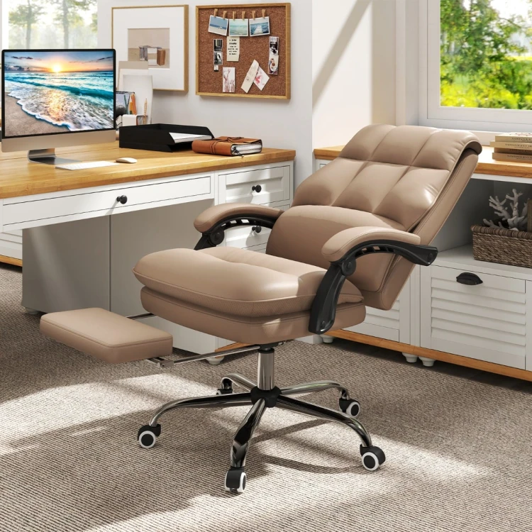 Ergonomiczne krzesło biurowe z wysuwanym podnóżkiem
