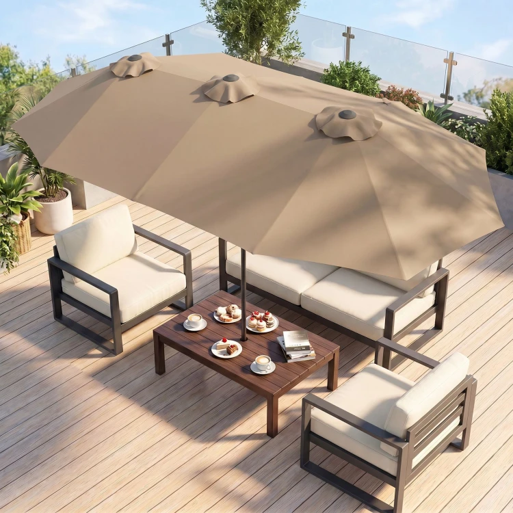 Szeroki parasol ogrodowy