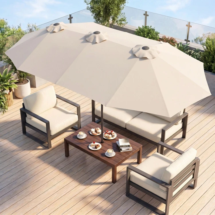 Szeroki parasol ogrodowy